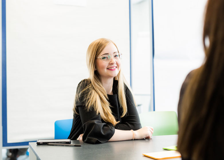 Im Fokus Ausbildungsintegriertes Studium Banking & Finance Deutsche