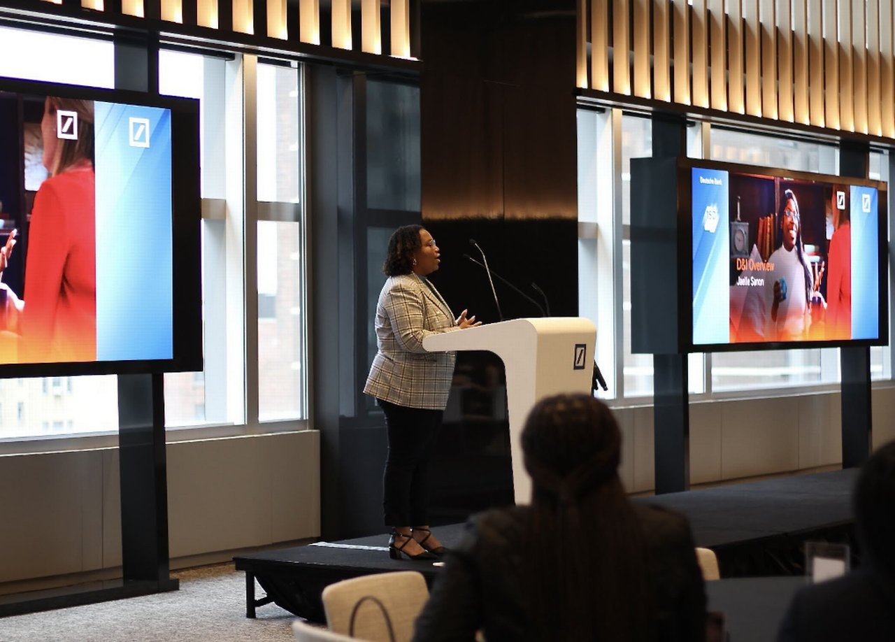 Speaker at the dbDevelop program