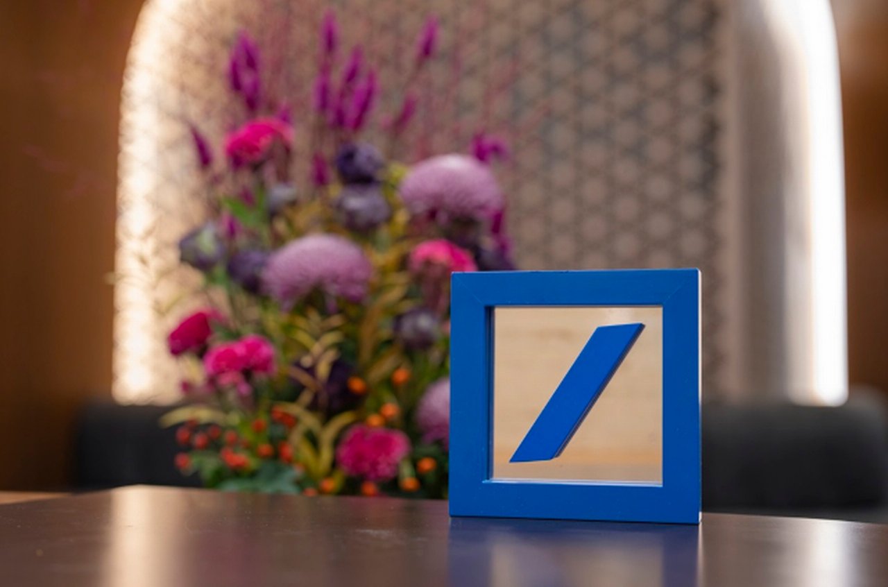 Deutsche Bank logo on a table