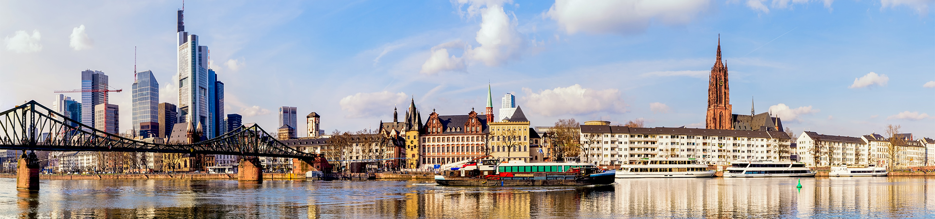 City view of Frankfurt with the Main in the foreground